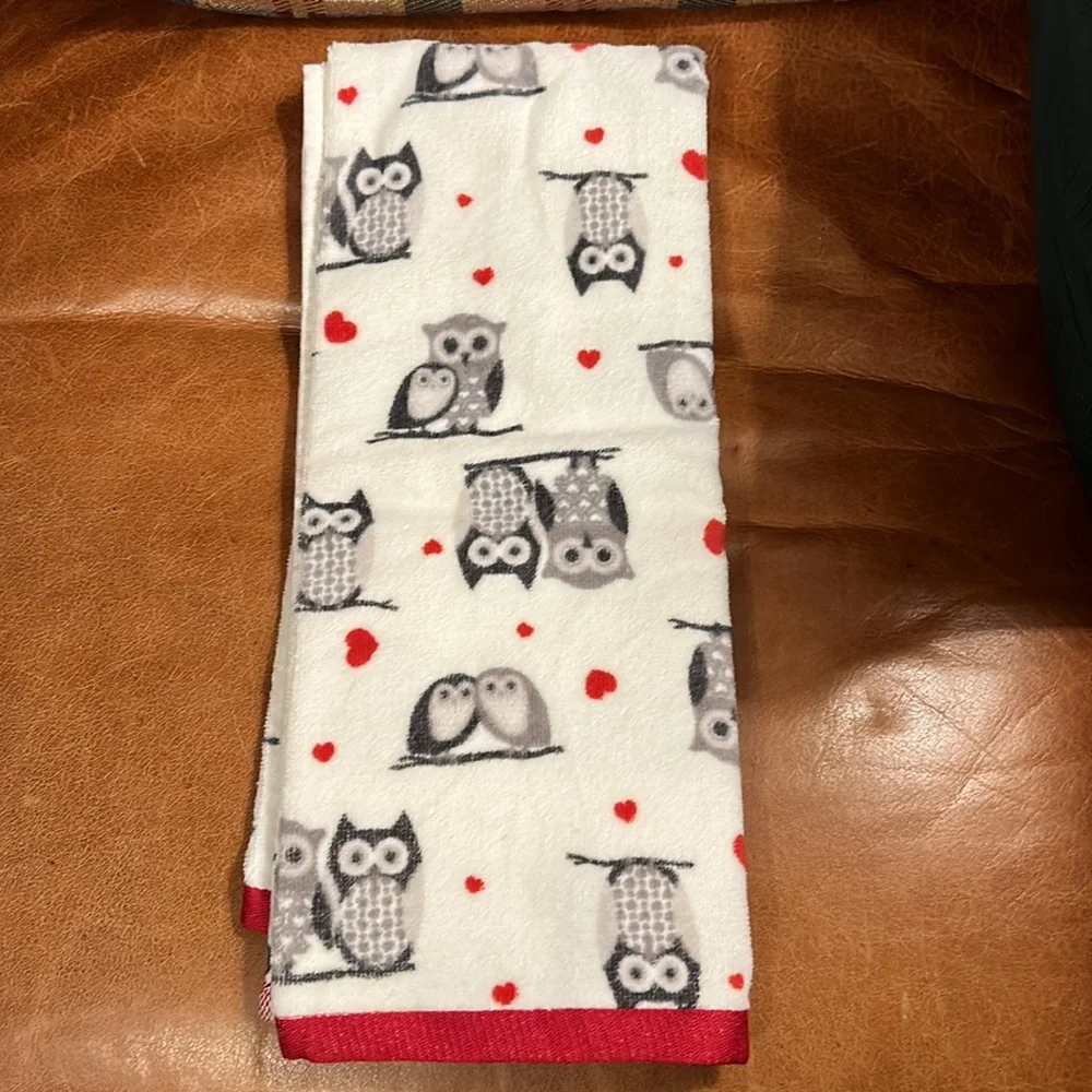 Cynthia Rowley Owl Hand/Kitchen Towel